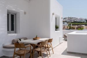 Un balcón o terraza de Arotron Santorini