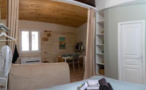 Fotografie z fotogalerie ubytování A l'Ombre des Papes v Avignonu