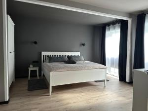 Remise-Berlin-Grunau your cozy and comfortable home to stay for up to 6 people between Muggelsee and Berlin city