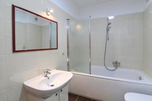 Kúpeľňa v ubytovaní Apartman TRSAT + 9 fotografií