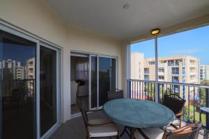 Gallery image of 3 Bedroom 2 Bath Oceanwalk Condo With Estuary Views in New Smyrna Beach +32 photos