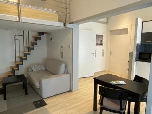 Fotografie z fotogalerie ubytování Stadtapartment WOHNEN48.AT v destinaci Klagenfurt + 21 fotografií