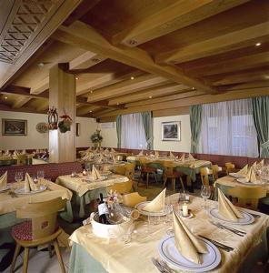 Restaurace v ubytování Hotel Eccher 3 stelle Superior