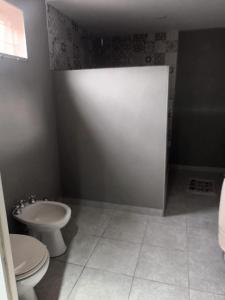 Een badkamer bij Casa amplia en Resistencia