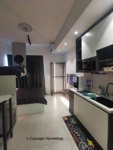 Kuchyň nebo kuchyňský kout v ubytování I-Concept Homestay