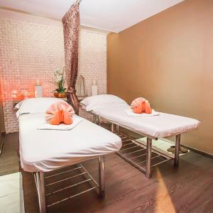 Spa and/or other wellness facilities at Hotel XYZ