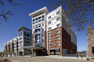 uma representação do exterior de um edifício em Courtyard by Marriott Akron Downtown em Akron