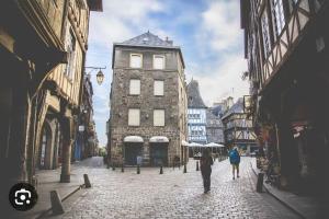 Η γειτονιά γύρω από ή μία γειτονιά κοντά σε αυτό το διαμέρισμα +1 φωτογραφίες