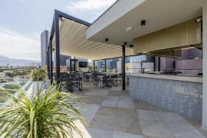 شرفة أو تراس في Cora Hotel