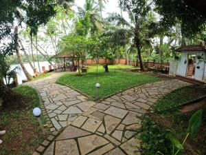 GreenChromide Homestays外面的花园