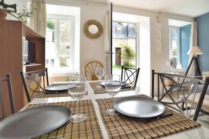 Posezení v ubytování Mézange Bleue - Près du canal d'Ille et Rance