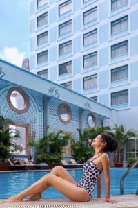 Bazén v ubytování Sheraton Saigon Grand Opera Hotel nebo v jeho okolí