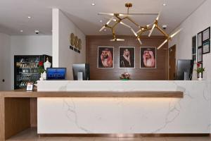 Lobbyen eller receptionen på Comfort Hotel Jeddah King Road