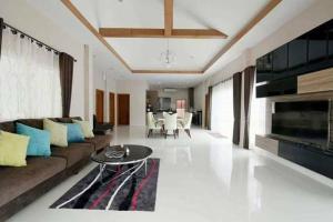 Fotografie z fotogalerie ubytování Baan Amphur Pool Villa YH-628 v destinaci Jomtien pláž