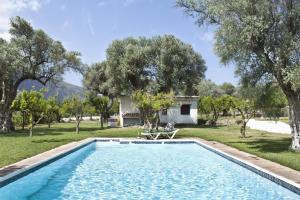 オルヒバにあるCortijo Puerta Casas Ruralesのギャラリーの写真