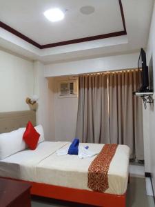 Кровать или кровати в номере Aberrise Country Villa Pension Hotel +21 фотография