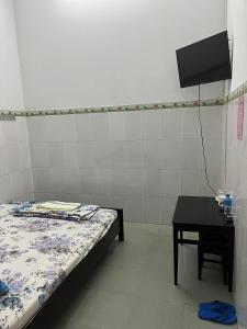 Μια τηλεόραση ή/και κέντρο ψυχαγωγίας στο Cát Phượng Motel +6 φωτογραφίες