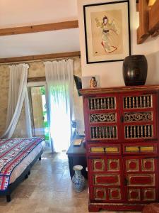 Gallery image of Chateau le Truch in Montussan