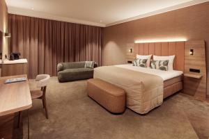 Postel nebo postele na pokoji v ubytování Van der Valk Hotel Sneek