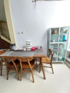 Fotografie z fotogalerie ubytování Guesthouse Hannia v destinaci Sumber