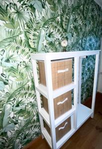 Almsternderl 2.0 - gemütliches Appartment in Gosau客房内的一张或多张床位