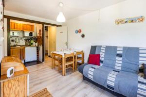 Kuchyň nebo kuchyňský kout v ubytování Les Mélèzes - Appt à Serre Chevalier