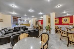 En restaurang eller annat matställe på Hotel Halaris