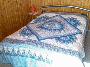 Ένα ή περισσότερα κρεβάτια σε δωμάτιο στο Bungalow am Waldrand