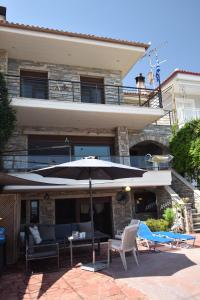 Balkón nebo terasa v ubytování Modern seaside maisonette 130 m2 Oikia Litsas Paliouria Larissas