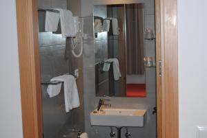 Afbeelding uit fotogalerij van Hotel Victoria in Tossa de Mar