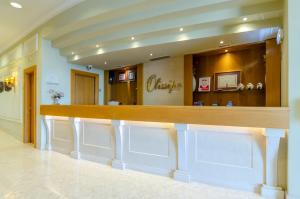 The lobby or reception area at Olissippo Castelo