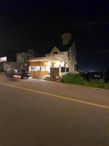 Afbeelding uit fotogalerij van S Villa Hotel in Da Thanh