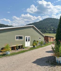 Nespecifikovaný výhled na hory nebo výhled na hory při pohledu z luxury tent