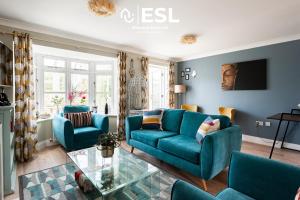 Posezení v ubytování 4 Bedroom Townhouse 10mins walk from Shrewsbury Town Centre with Parking