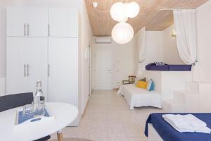 Postel nebo postele na pokoji v ubytování B&B King