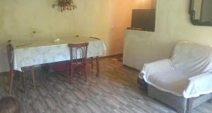 Kheitiქირავდება ონის რაიონში სოფელ ზუდალში კერძო სახლი დამსვენებლებზე的相册照片