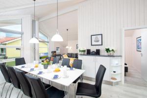 Kuchyň nebo kuchyňský kout v ubytování Resort 1 Ferienhaus Typ D 160