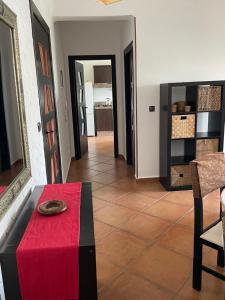 Ruang duduk di superbe appartement en complexe avec piscine