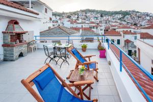 Gallery image of Aggela Guesthouse in Skopelos Town