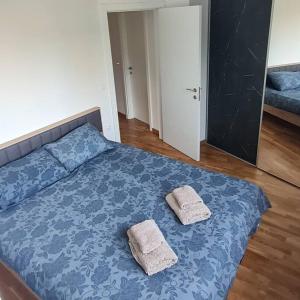 Tempat tidur dalam kamar di Amar 4