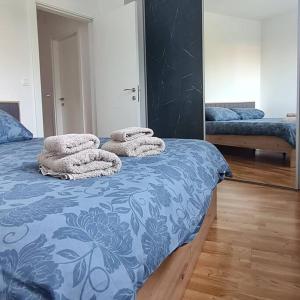 Tempat tidur dalam kamar di Amar 4