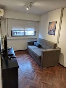 Khu vực ghế ngồi tại Departamento de Categoria Zona Centro