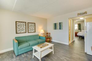 Galeriebild der Unterkunft Ocean-View Jersey Shore Condo Walk to Beach! in Wildwood