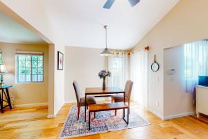 Φωτογραφία από το άλμπουμ του Tranquil Haven Cottage Retreat σε Σαν Ραφαέλ