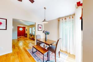 Φωτογραφία από το άλμπουμ του Tranquil Haven Cottage Retreat σε Σαν Ραφαέλ +16 φωτογραφίες