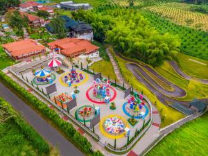 Κήπος έξω από το Hotel Campestre las Camelias
