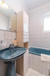 Koupelna v ubytování Apartments with parking spaces Crikvenica - 5494