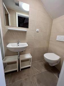 Un baño de Pension Mikulov