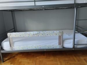 Postel nebo postele na pokoji v ubytování Άνετο στυλάτο σπίτι στο Μικρολίμανο του Πειραιά