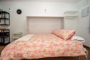 Katil atau katil-katil dalam bilik di Estudio en Palacio La Latina
